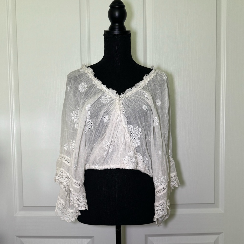 Free People White Lacey Peasant Top Size Small